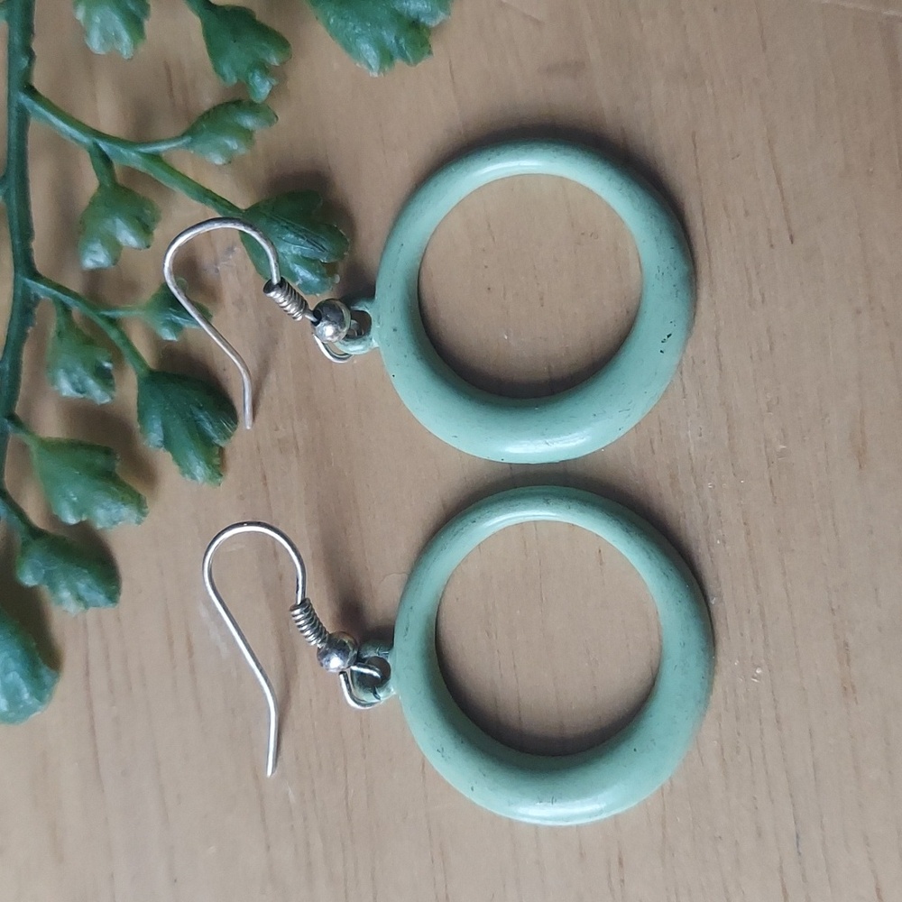 E2272 Mint Green Enamel Coated Hoop Drop Dangle Earrings